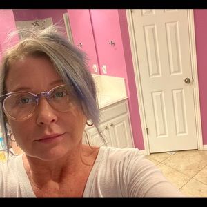 Meet your Posher, Bridget